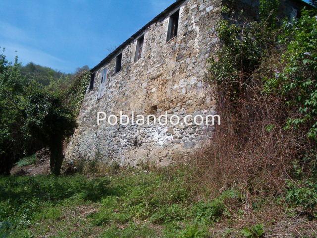 Se vende casa para restaurar integral