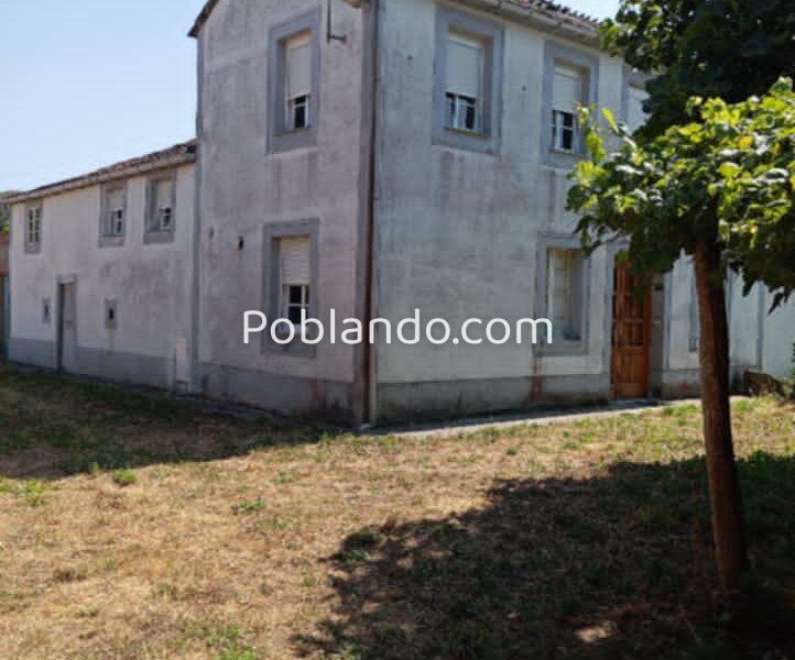 VENTA de casa con 10.000 Mts de terreno. Lugo, Castro Riberas de Lea ( Triaba).