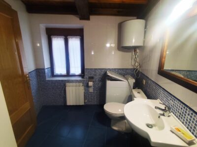 CASA REFORMADA EN LLANOS DE SOMERÓN (ASTURIAS)