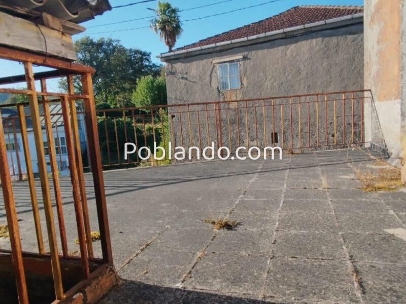 SE VENDE CASA PARA REFORMAR