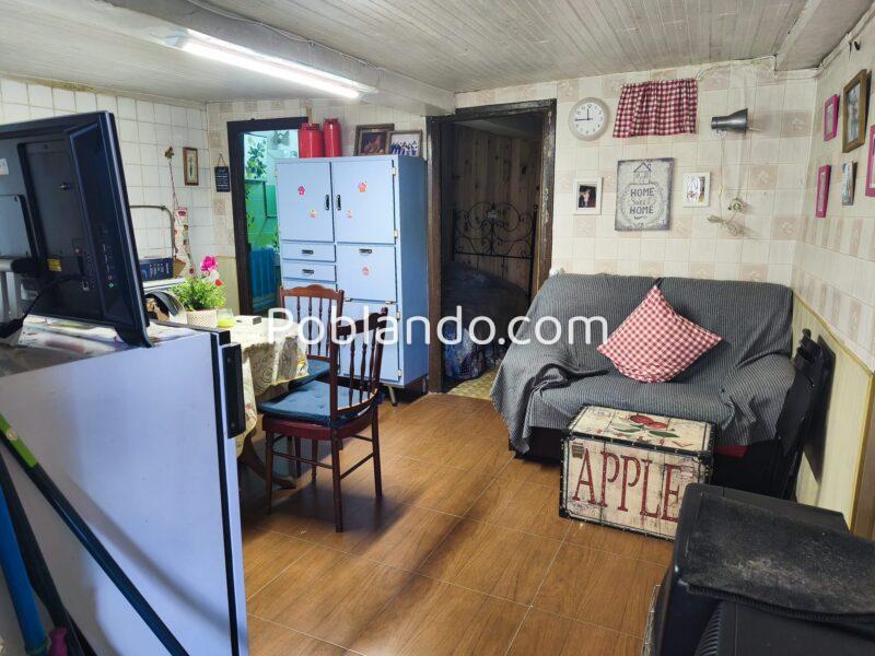 CASA CON TERRAZA EN CARABANZO (LENA)