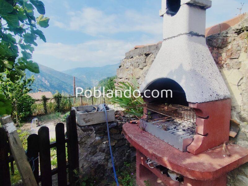 CASA CON GARAJE Y FINCA EN LA ROMÍA DE ARRIBA (ASTURIAS)