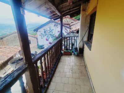 CASA CON TERRAZA EN ASTURIAS