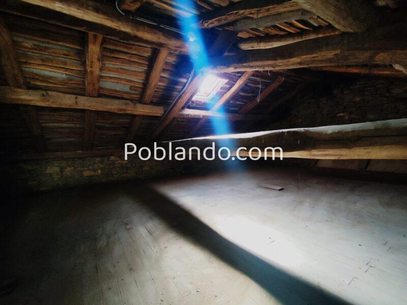 CASAS DE PIEDRA EN QUIRÓS (ASTURIAS)