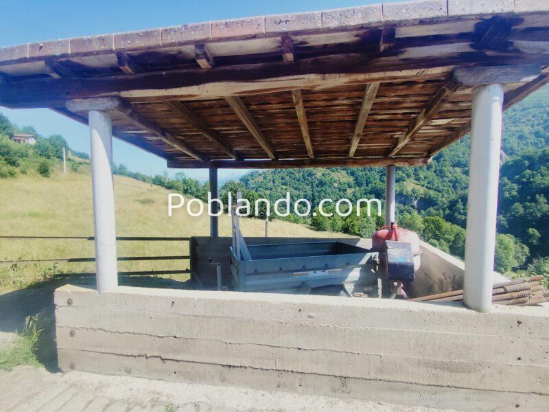 CUADRA DE PIEDRA CONVERTIBLE EN CASA EN QUIRÓS (ASTURIAS)