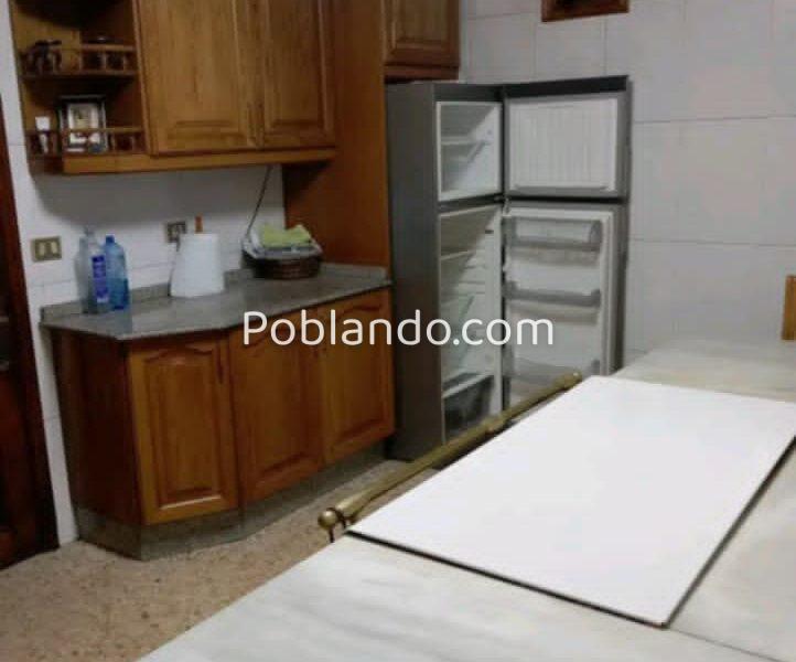 Casa independiente de piedra con tejado nuevo en Puebla de Buron, Lugo