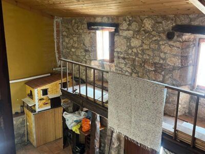 Casa de piedra y madera con terreno. En Solarana burgos, cerca de Lerma y con mucho monte