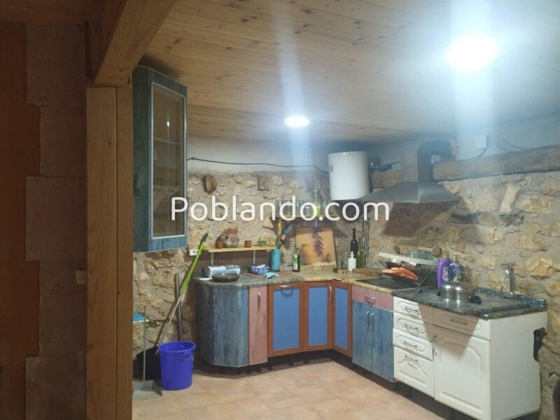 Casa de piedra y madera con terreno. En Solarana burgos, cerca de Lerma y con mucho monte