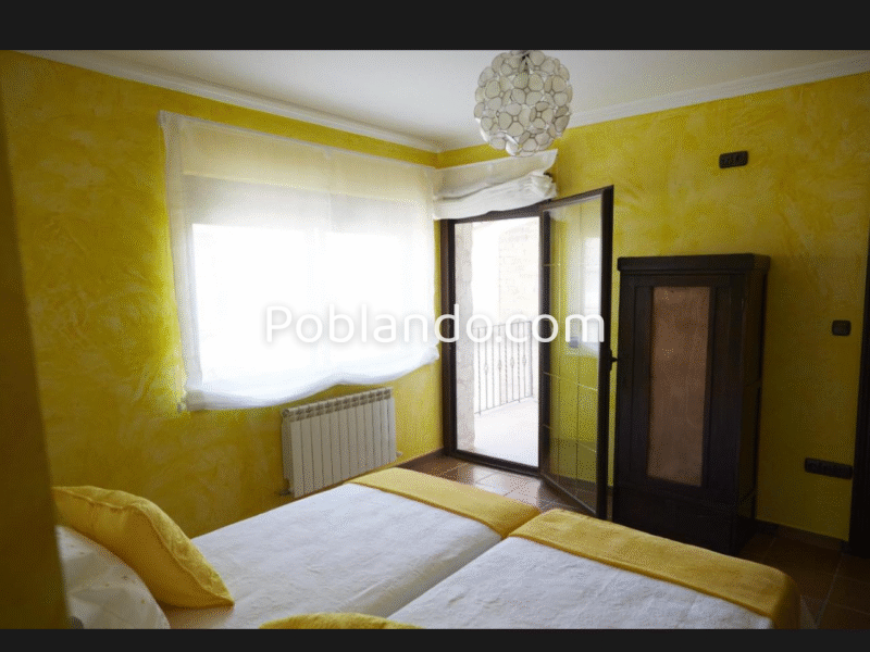 Casa señoríal fachada mudejar centro pueblo
