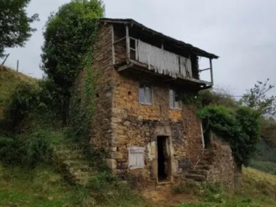 Se vende casa en Ferrera de los Gavitos (Valdés)