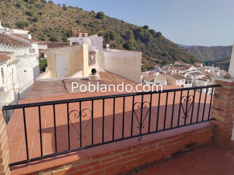 Casa en Salares con dos terrazas, un pueblo precioso de la a Axarquia malagueña