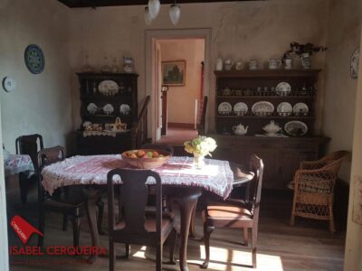 🔥 CASONA CON ENCANTO EN TOMIÑO – UNA JOYA DE 1856 PARA REFORMAR Y REVIVIR. 🏡💫