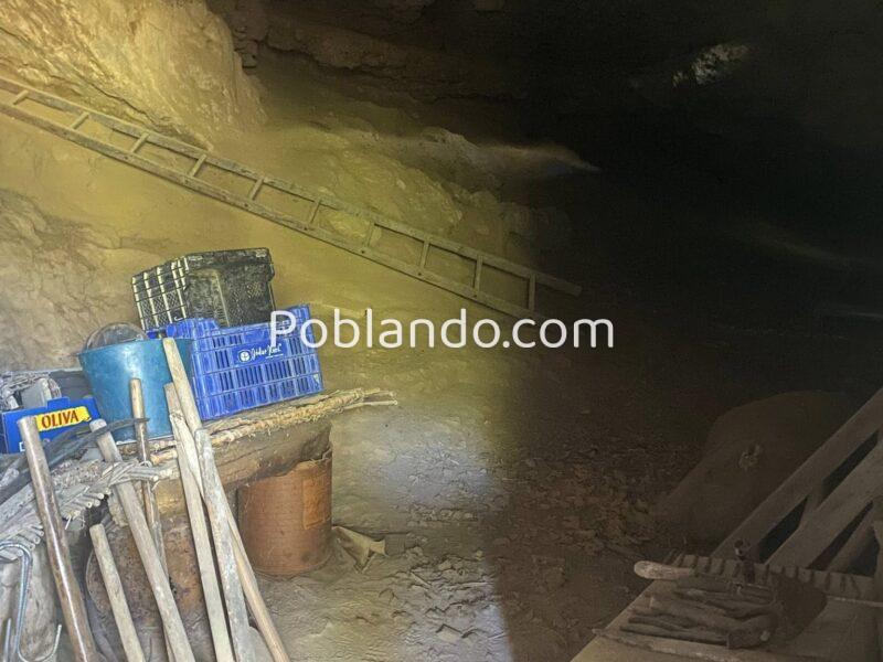 Finca de regadío, con un insólito lugar para vivir junto al rio Ebro
