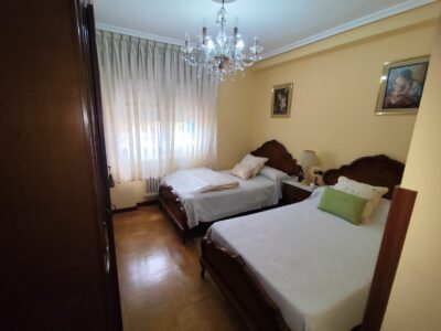 PISO DE 3 HABITACIONES EN CAMPOMANES