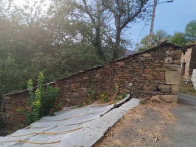 Se venden dos pajares antiguos construidos en piedra