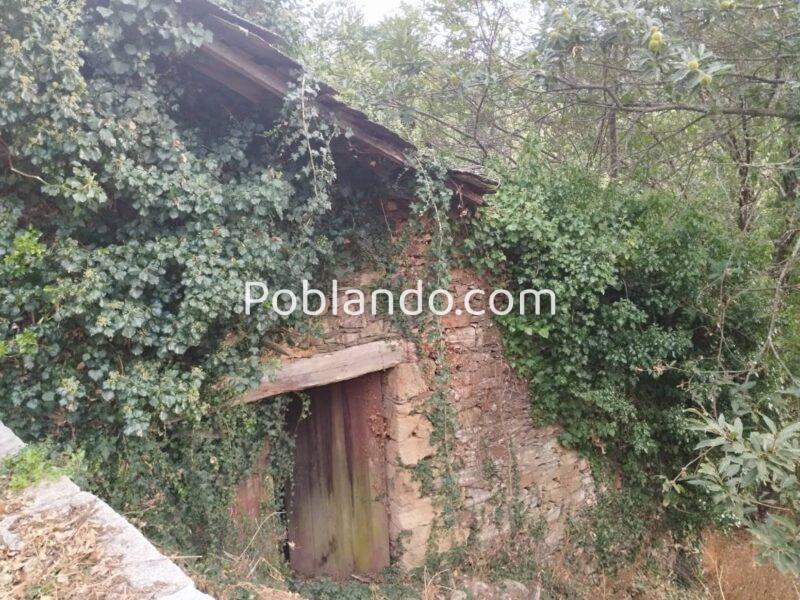 Se venden dos pajares antiguos construidos en piedra