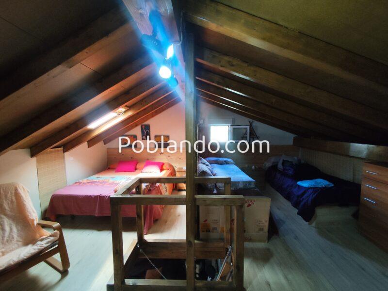 CASA CON FINCA Y PISCINA