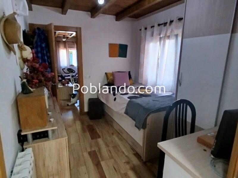 CASA CON FINCA Y PISCINA