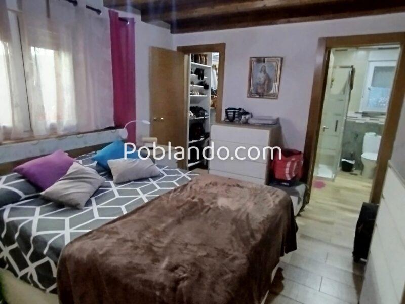 CASA CON FINCA Y PISCINA