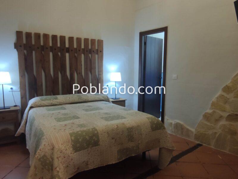 REF. CV1 HOSTAL EN FUNCIONAMIENTO EN LA SIERRA DE HUELVA