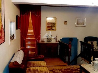 Gran casa de piedra tradicional gallega en el sur de Lugo, en plena Ribeira Sacra