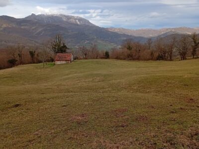 Finca rústica con agua en Asturias
