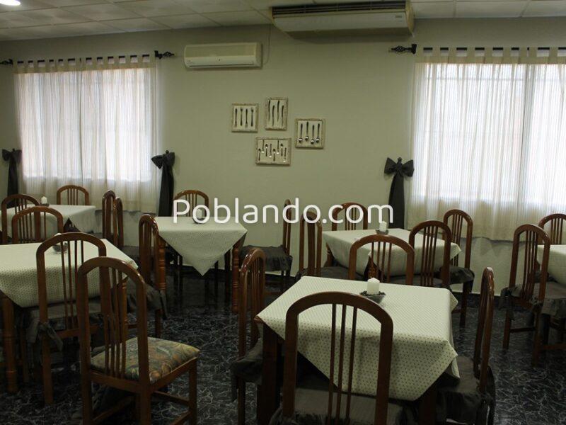 ¡OPORTUNIDAD ÚNICA! Venta de Restaurante en Pleno Funcionamiento por Jubilación – Único en el Polígono La Cañada de Moraleja - Cáceres