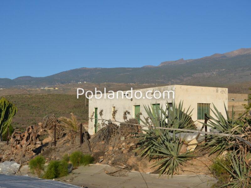 ¡¡¡ Oportunidad única en el sur de Tenerife, Finca Rústica en Explotación !!!