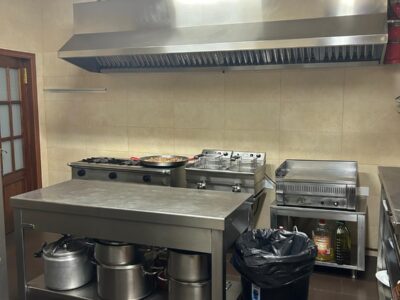 ¡OPORTUNIDAD ÚNICA! Venta de Restaurante en Pleno Funcionamiento por Jubilación – Único en el Polígono La Cañada de Moraleja - Cáceres