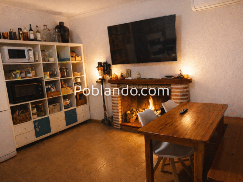 Casa campo con parcela 14000m, cerca de núcleo urbano