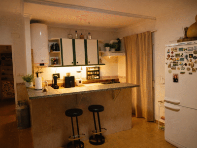 Casa campo con parcela 14000m, cerca de núcleo urbano