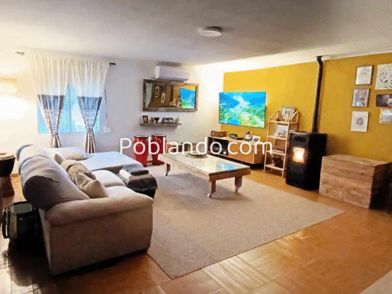 Casa campo con parcela 14000m, cerca de núcleo urbano