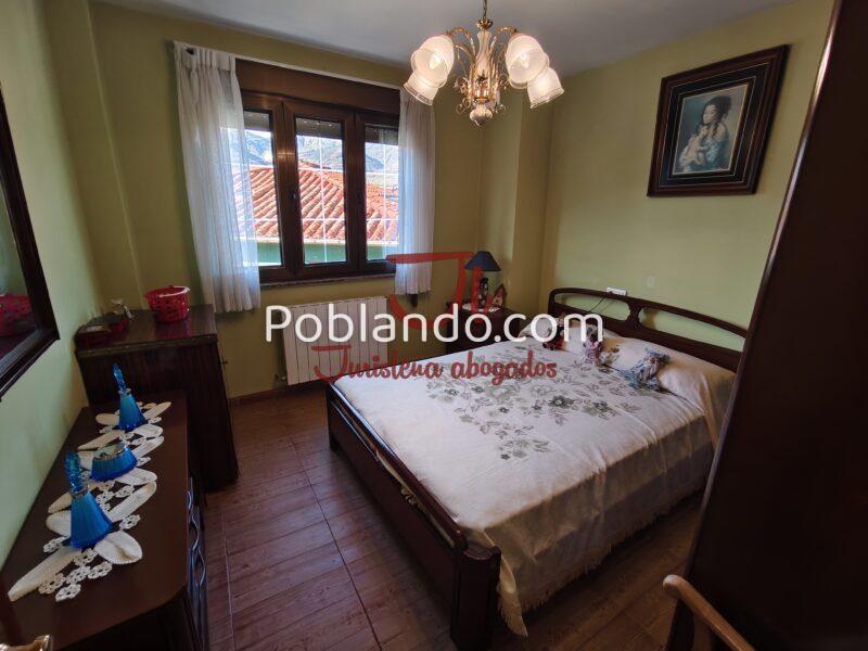 Casa con garaje y jardín en Asturias