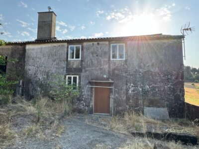 SE VENDE CASA DE PIEDRA CON FINCA ( VAL DO DUBRA)