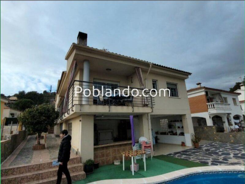 Casa 4 vientos 700m2 y 325m2 habitables.