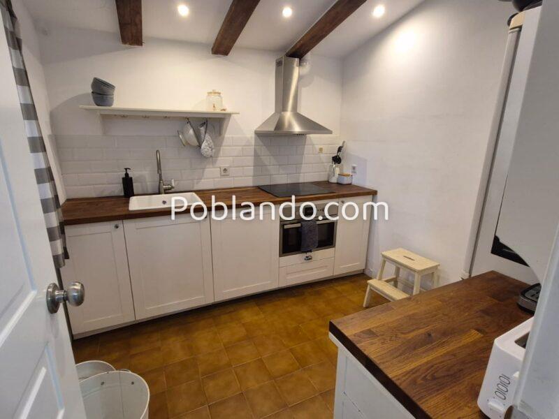 Encantadora finca rústica con piscina y gran parcela a 5 minutos andando del centro