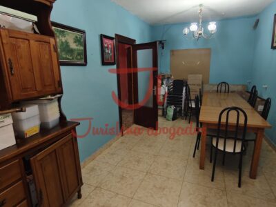 CASA CON PATIO EN UJO, ASTURIAS