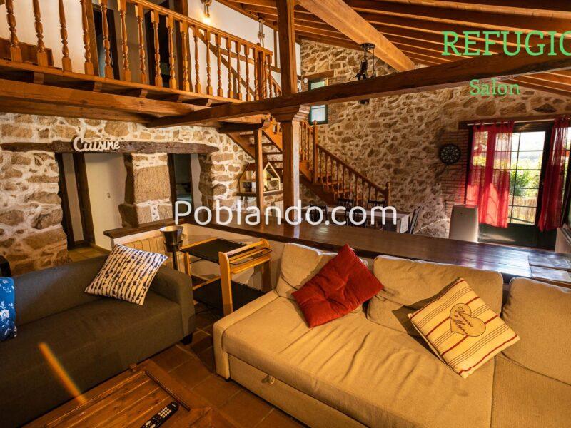 Finca 4.000 m² con 2 casas rurales turísticas – negocio en funcionamiento”