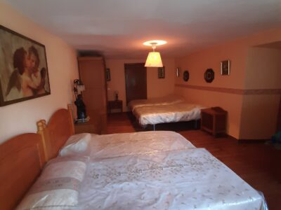 Auténtica casa de aldea asturiana de 1880, reformada y habitable. ¡Precio negociable!