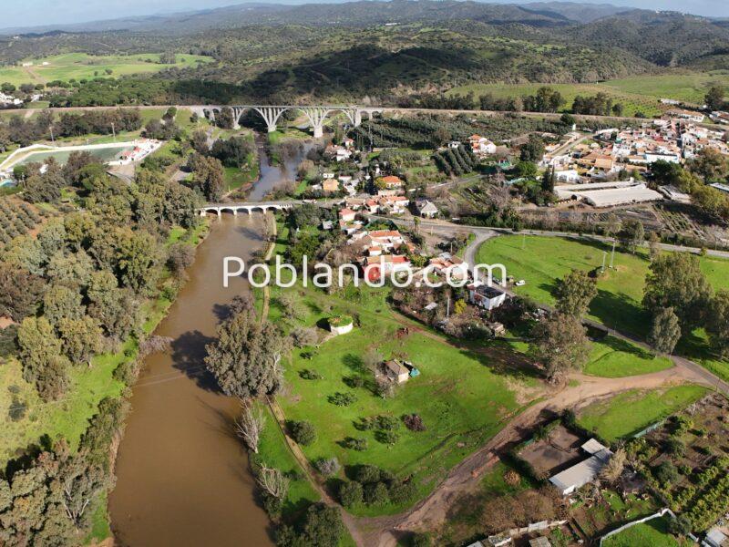 ¿Buscas tranquilidad? Parcela de 550 m2 y casa de 145 m2 habitable y amueblada