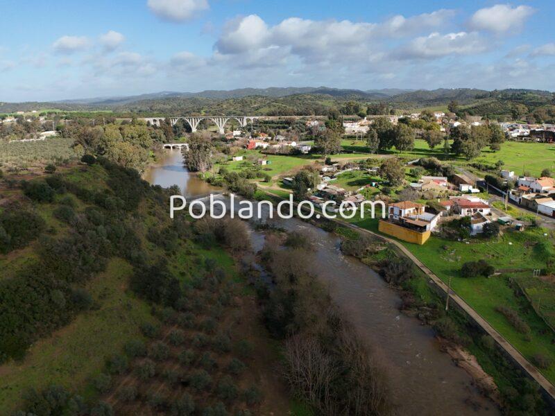 ¿Buscas tranquilidad? Parcela de 550 m2 y casa de 145 m2 habitable y amueblada