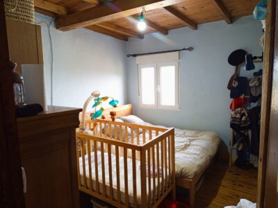 Casa de piedra en la montaña de Asturias