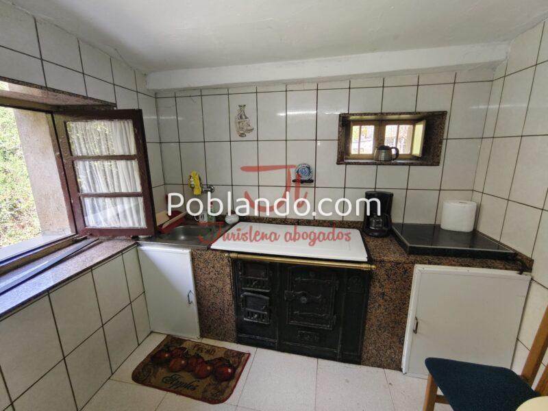 CASA EN SOTIELLO (LENA)