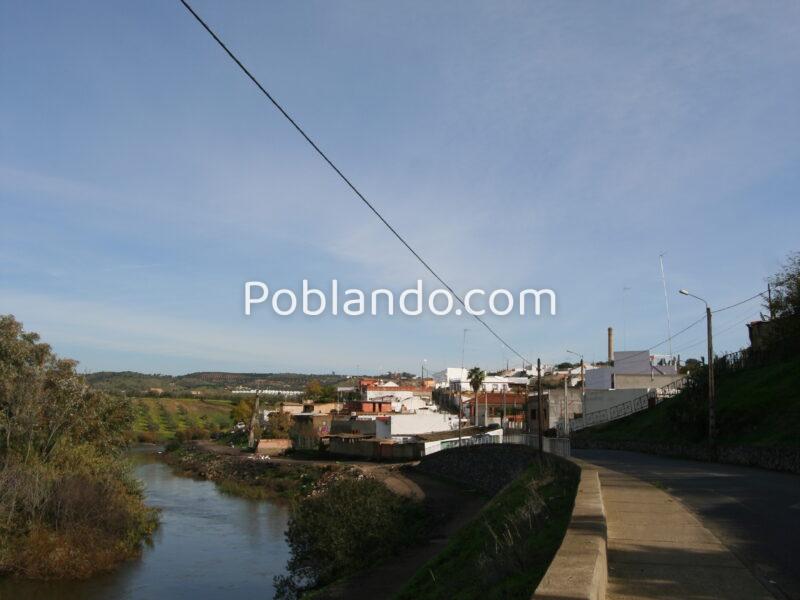 ¿Buscas tranquilidad? Parcela de 550 m2 y casa de 145 m2 habitable y amueblada