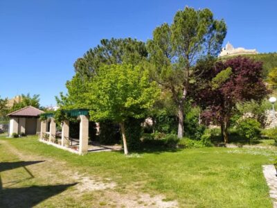 Camping y casa rural