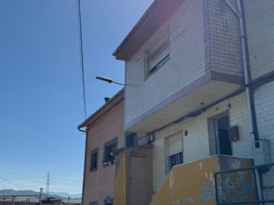 🏡 Casa adosada con TEJADO NUEVO en Vega (La Felguera)