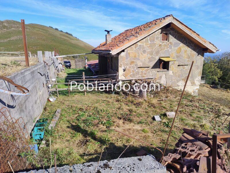 🏔️ ¡OCASIÓN ÚNICA EN ASTURIAS! Cabaña Rural con Finca de 8.500 m² en Mayáu Espines (Moreda)