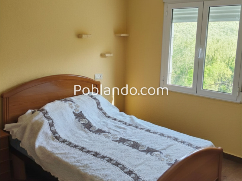Exclusivo Conjunto Rural en Moldes: Vivienda de 200 m², Edificación de Piedra y Finca Privada.