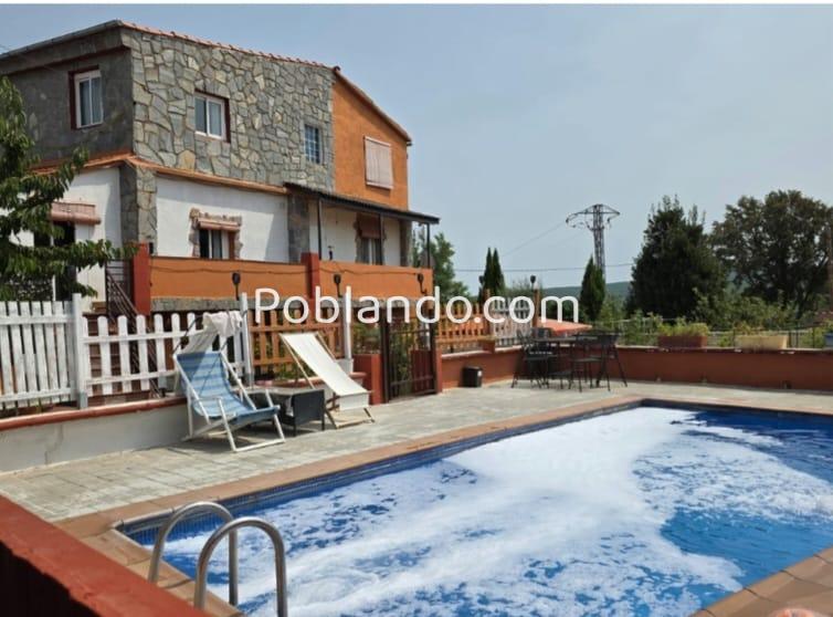 Preciosa casa en Pontons