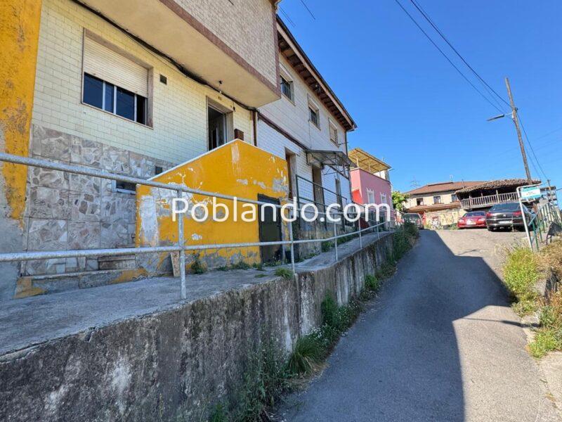 🏡 Casa adosada con TEJADO NUEVO en Vega (La Felguera)